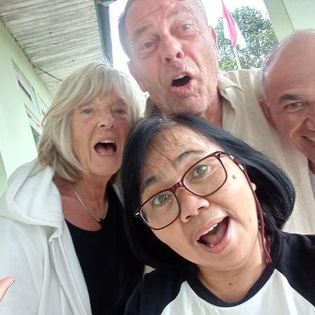 Petra Homestay Bangka Leda Ruteng Kültér fotó