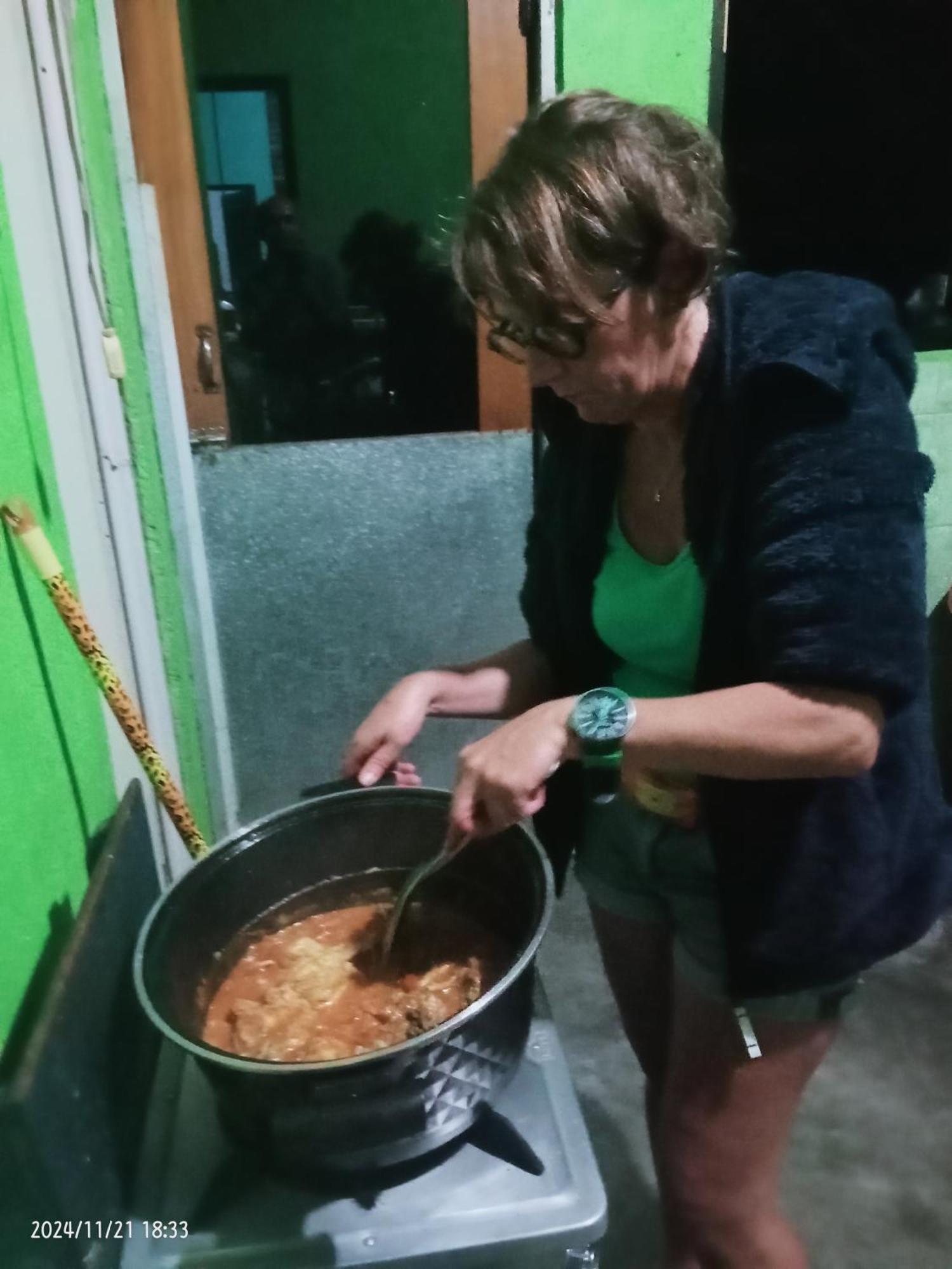Petra Homestay Bangka Leda Ruteng Kültér fotó