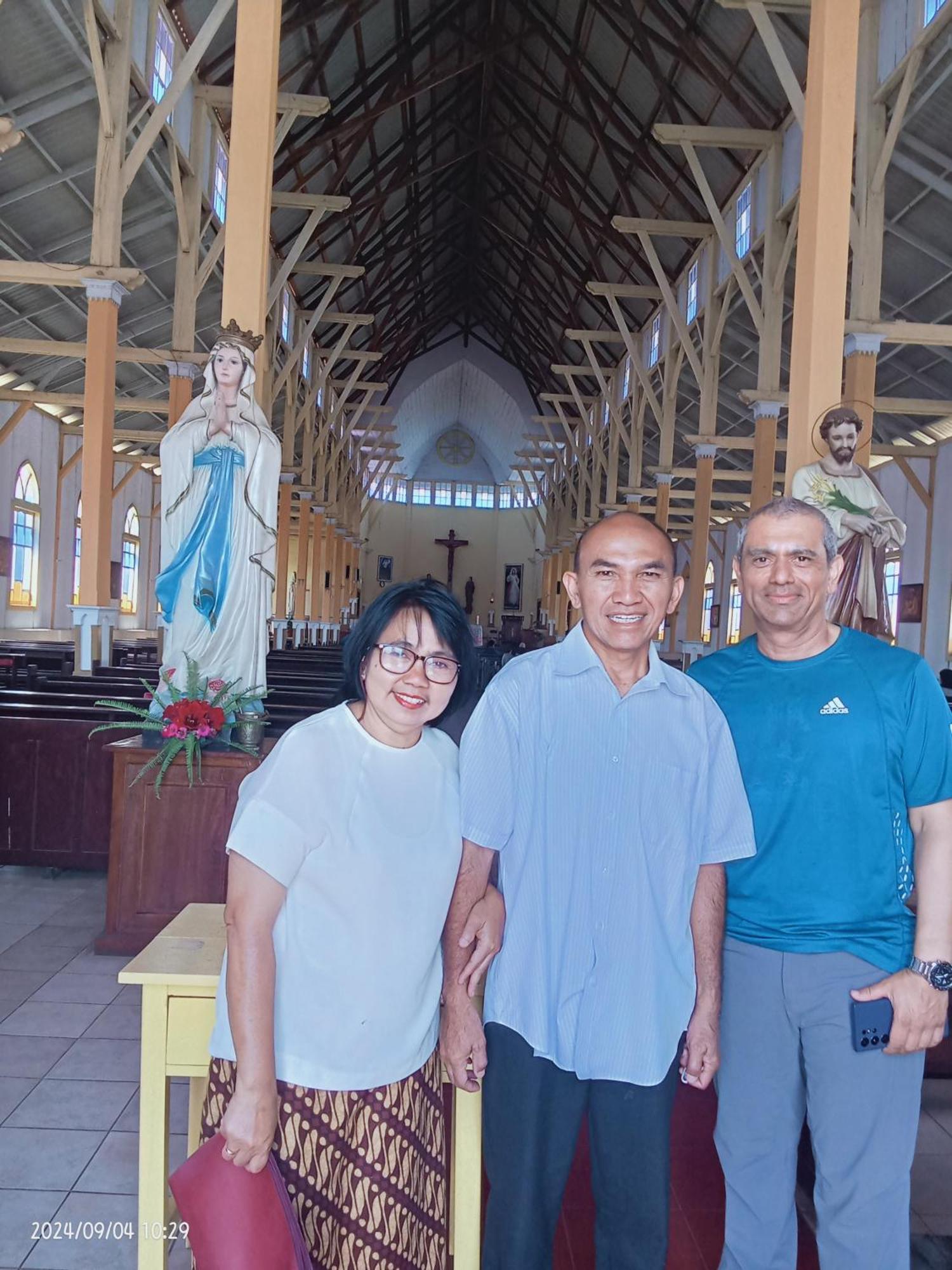 Petra Homestay Bangka Leda Ruteng Kültér fotó